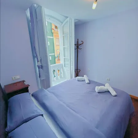 Guest house Apartamento De 3 Y 3 Baños En El Corazón De Cudillero