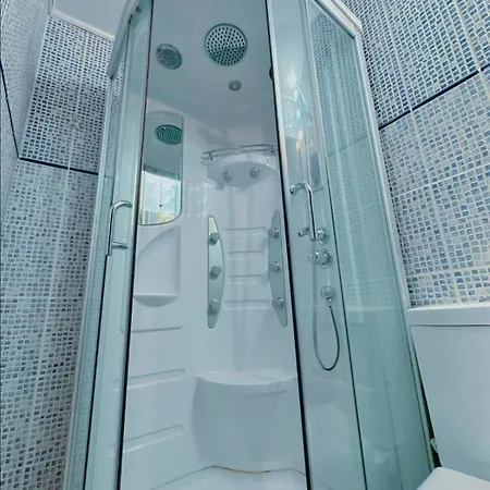ゲストハウス Apartamento De 3 Y 3 Baños En El Corazón De 3*